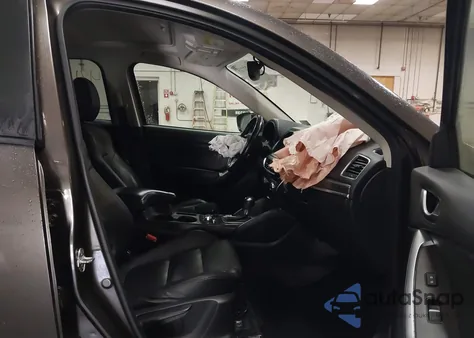 2016 Mazda Cx-5 Grand Touring z USA, uszkodzony, nr VIN JM3KE4DY4G0660321